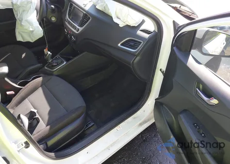 2022 Hyundai Accent Sel z USA, uszkodzony, nr VIN 3KPC24A65NE189938